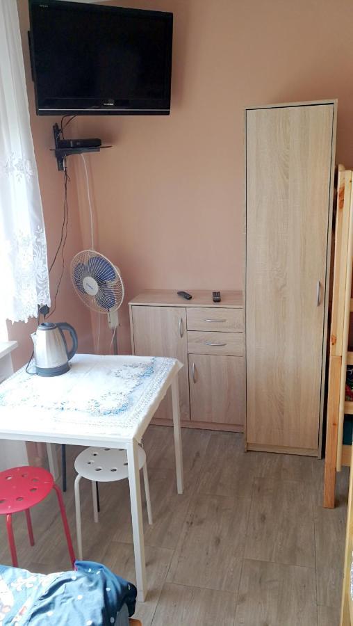 Tanie Noclegi Mieszkanka Zyrardow Exterior foto